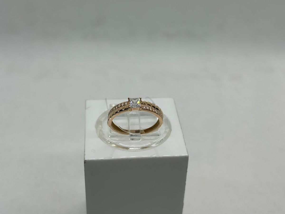 КОЛЬЦО С КАМНЯМИ (Au 585)