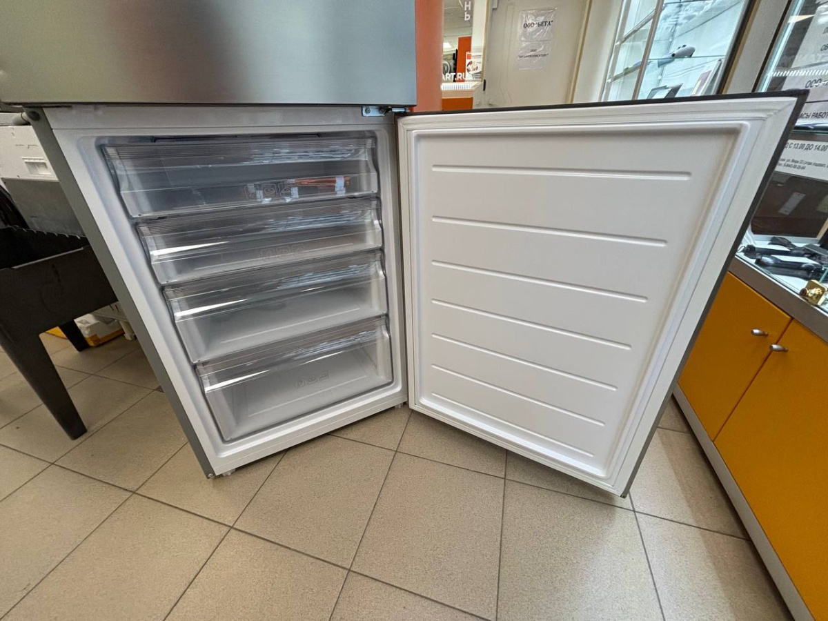 Холодильник Haier C2F637CFMV