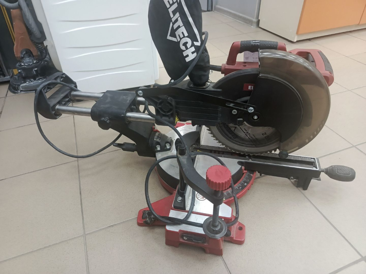 Дисковая пила Elitech ПТ 1825К