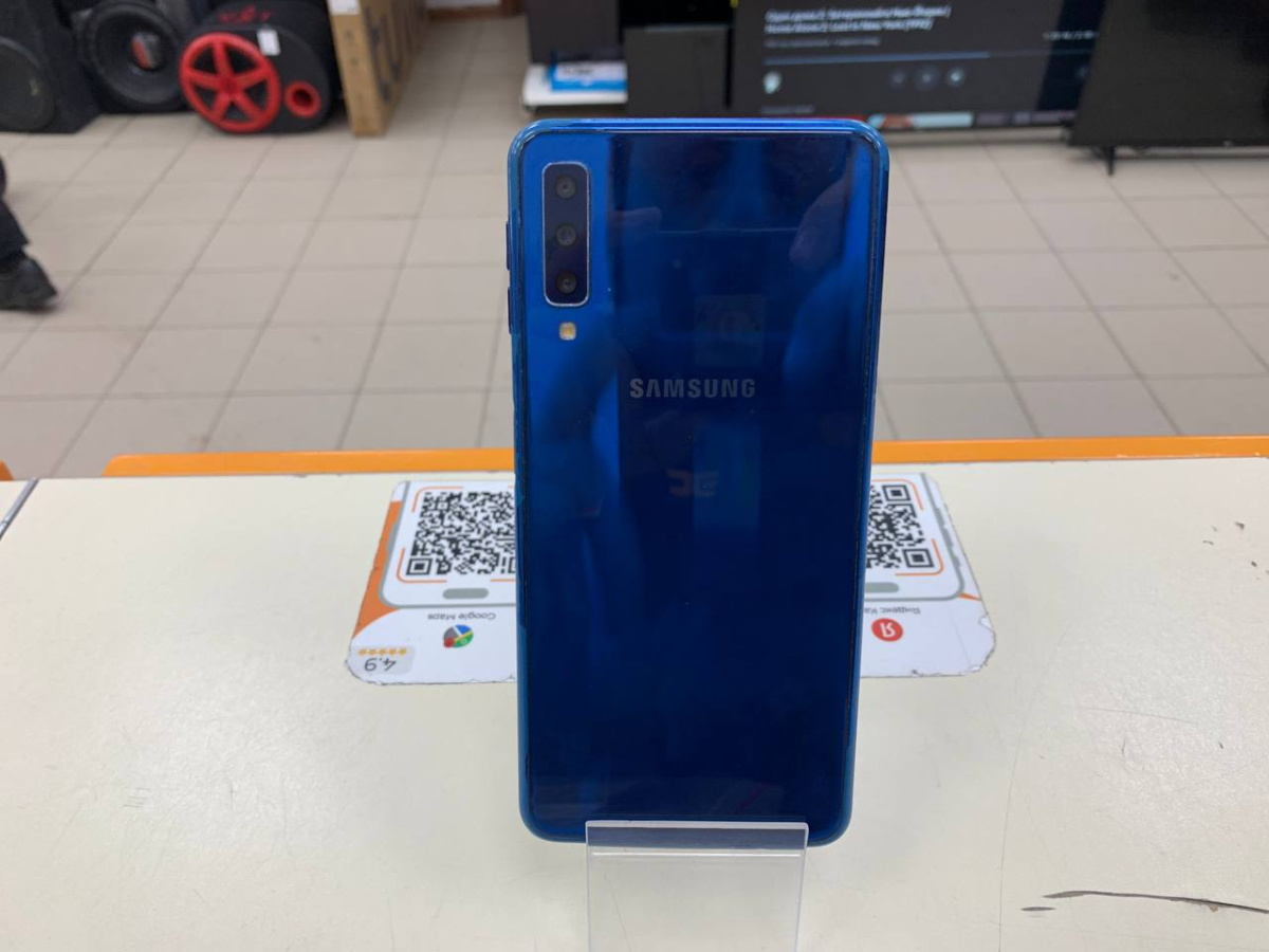 Смартфон Samsung Galaxy A7 (2018) 4/64