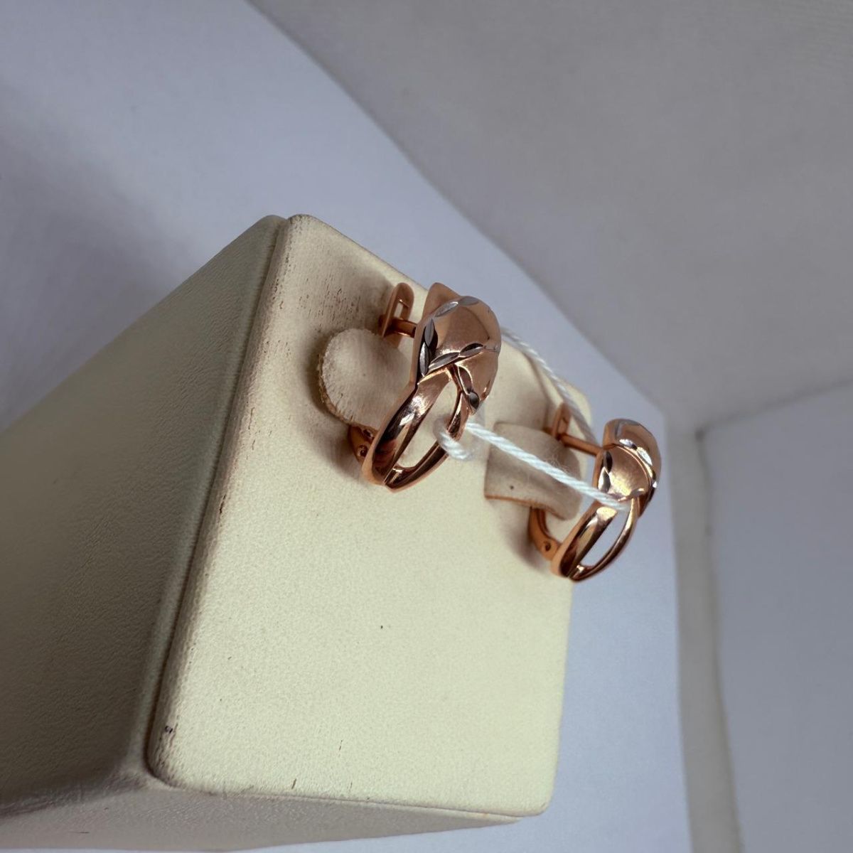 СЕРЬГИ БЕЗ КАМНЯ (Au 585)