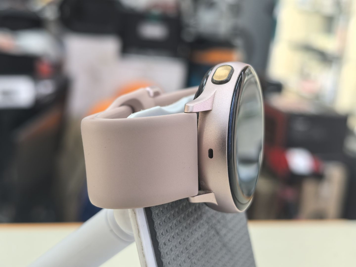 Смарт-часы Samsung Watch Active 2