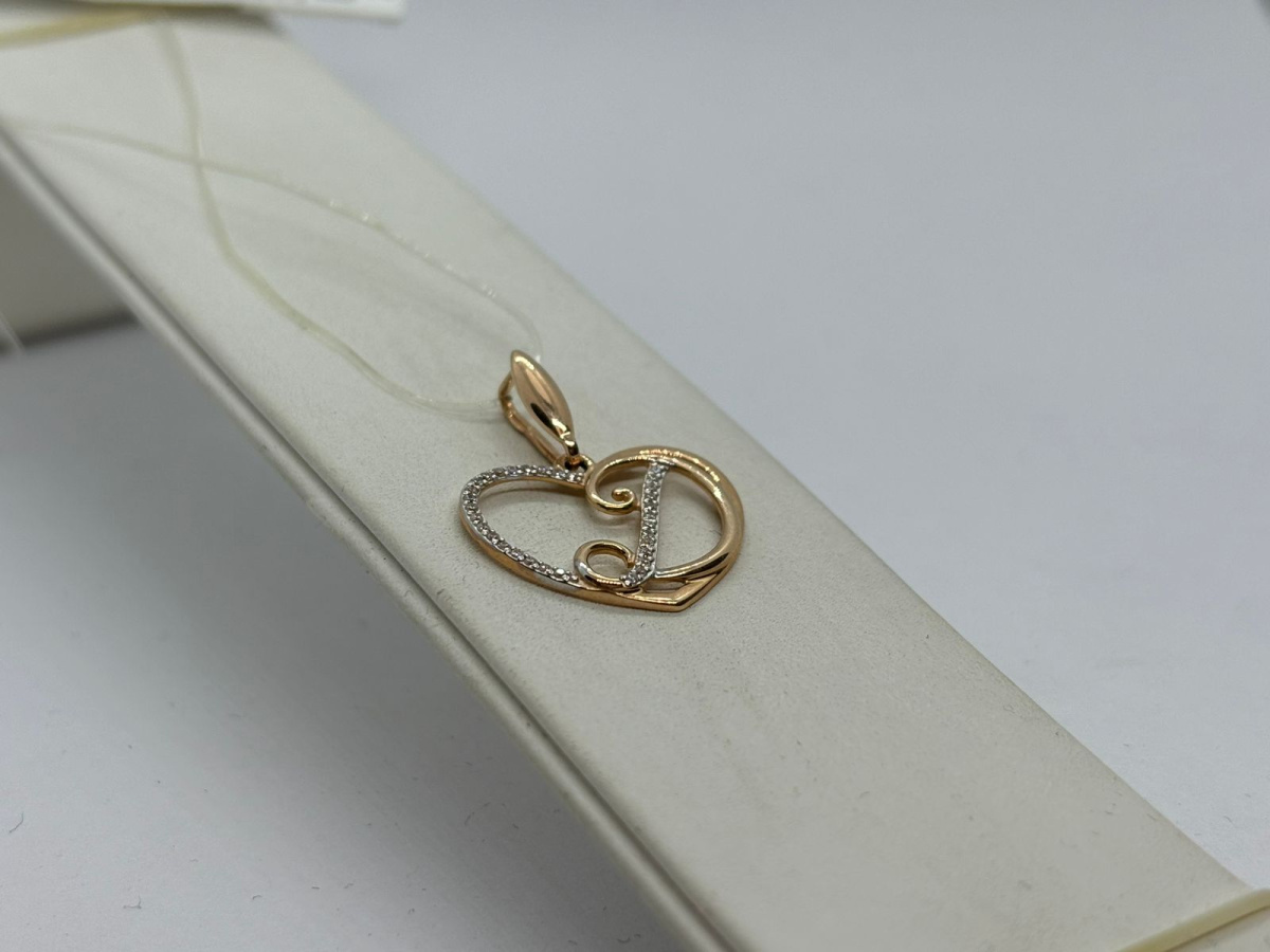 034652 ПОДВЕСКА БУКВА Д с камнями (Au 585)