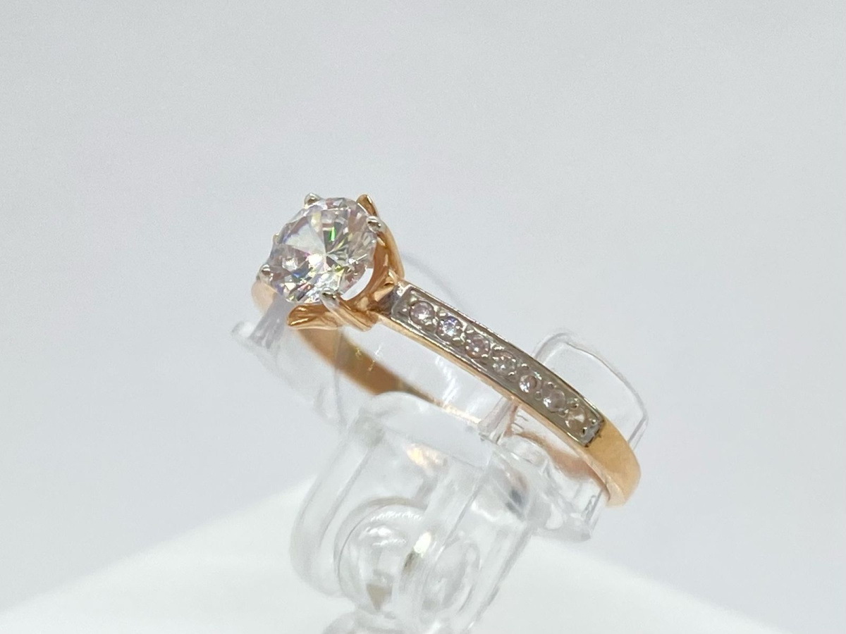 КОЛЬЦО С КАМНЯМИ (Au 585)