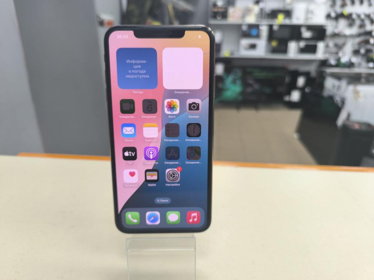 Смартфон Apple iPhone Xs Max 64Gb