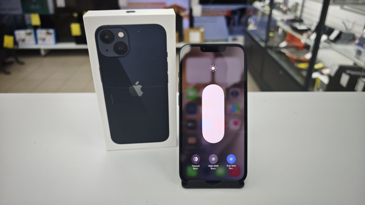 Смартфон Apple iPhone 13 128Gb