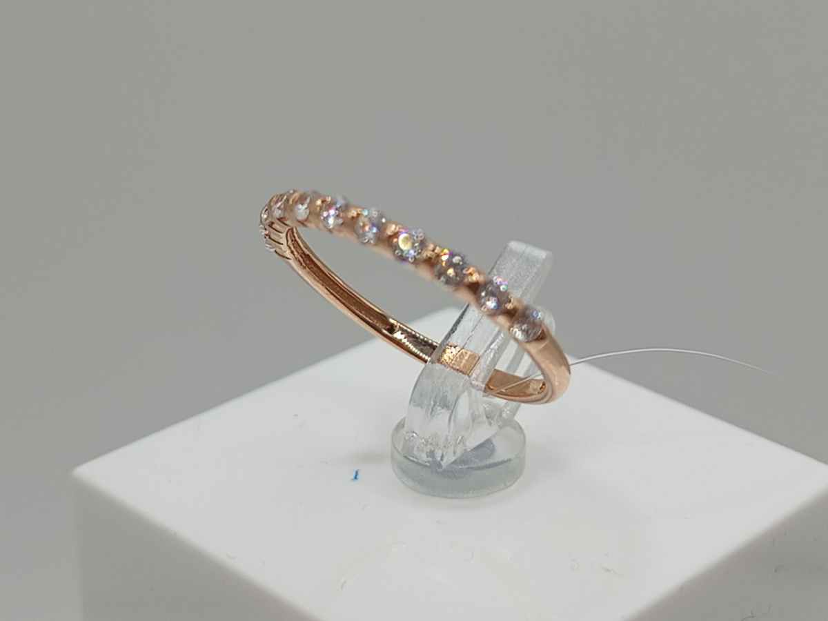 КОЛЬЦО С КАМНЯМИ (Au 585)