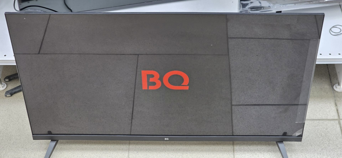 LED Телевизор BQ 32FS01B