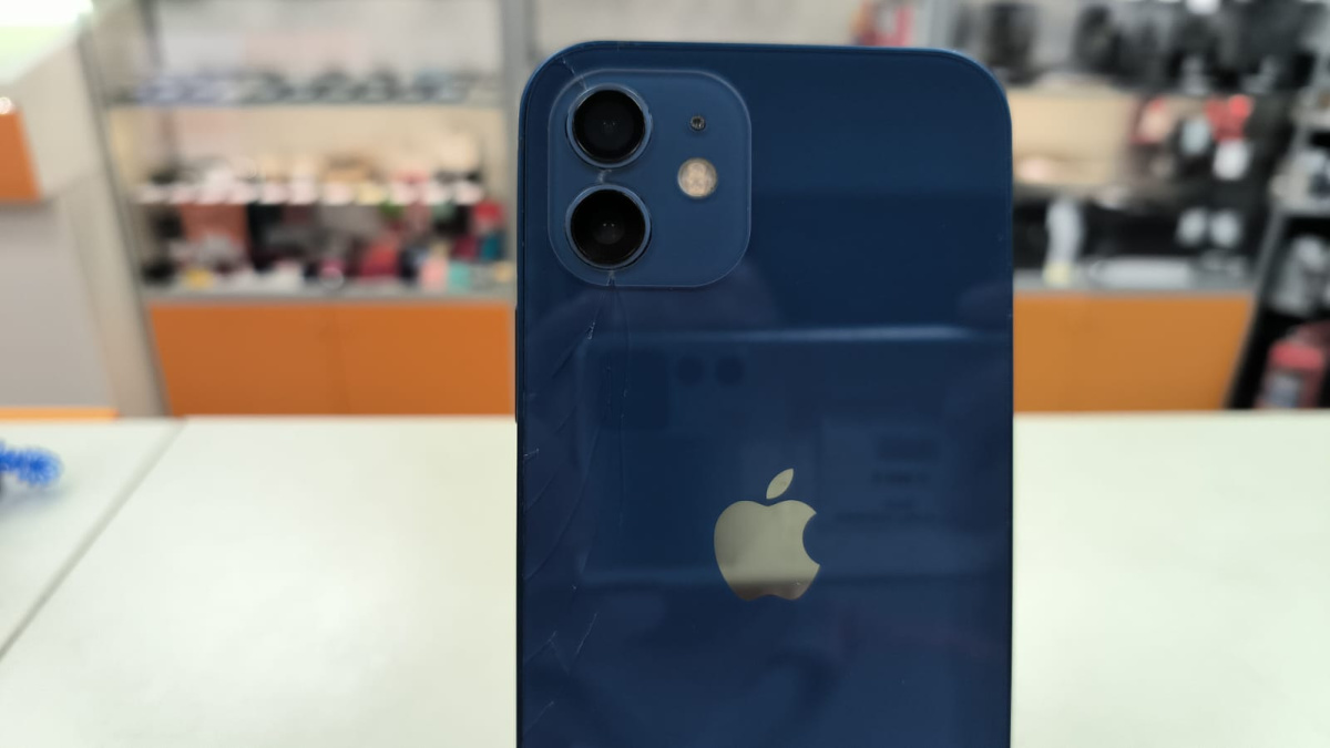 Смартфон Apple iPhone 12 128Gb