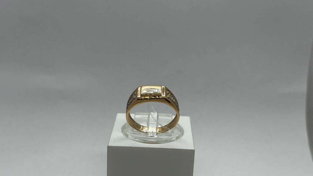 КОЛЬЦО С КАМНЯМИ (Au 585)