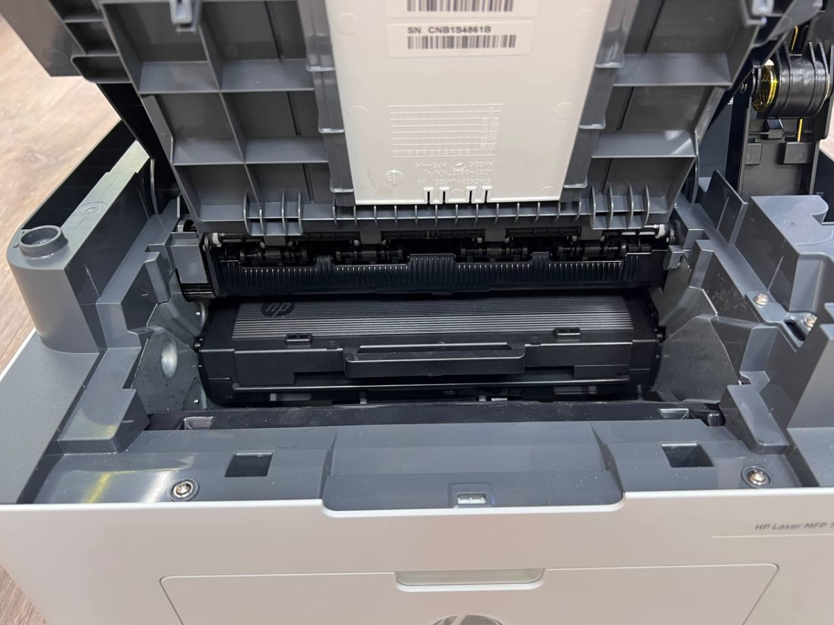 МФУ HP Laser 137FNW