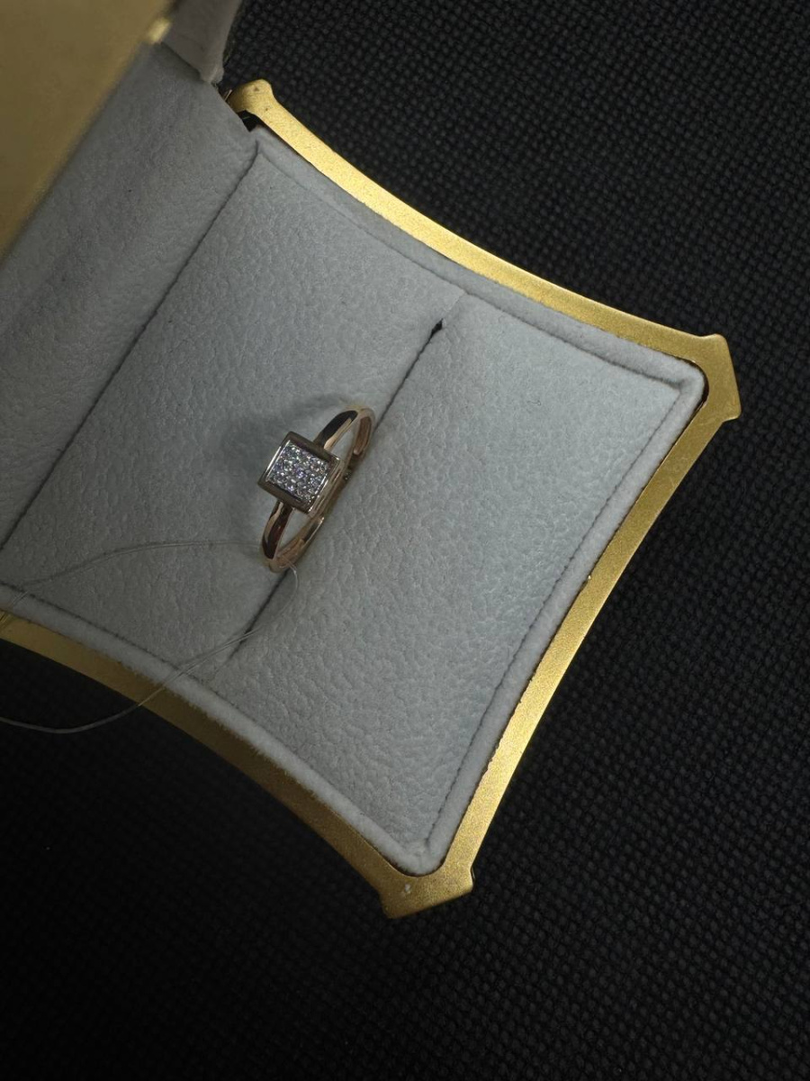 КОЛЬЦО С КАМНЯМИ (Au 585)