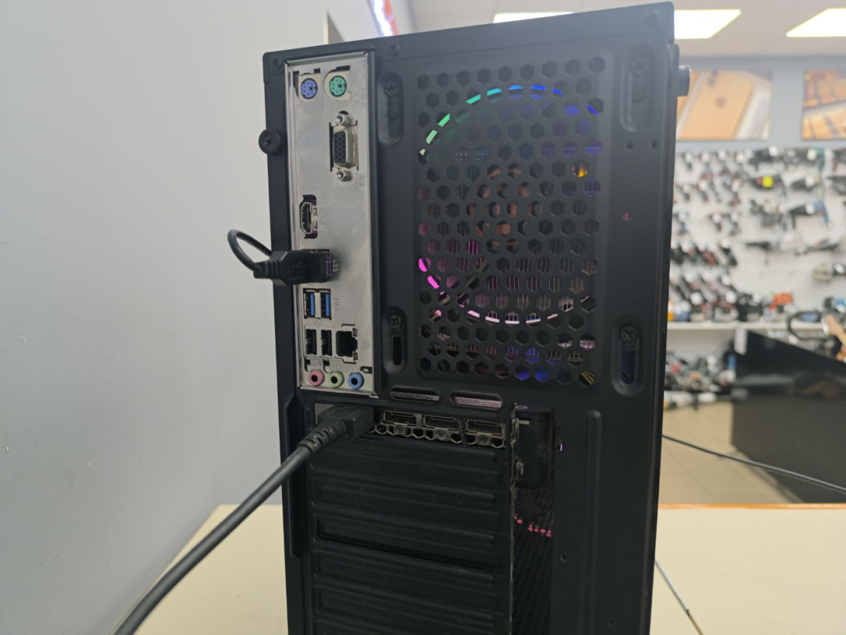 Системный блок Ginzzu; I5-10400F, GeForce RTX 3060, 16 Гб, 250 Гб, 2 Tb