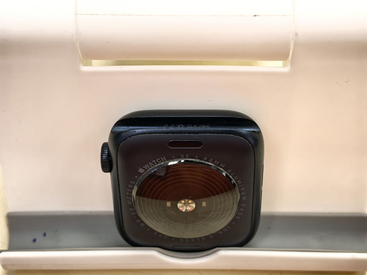 Смарт-часы Apple Watch SE 2022 44mm