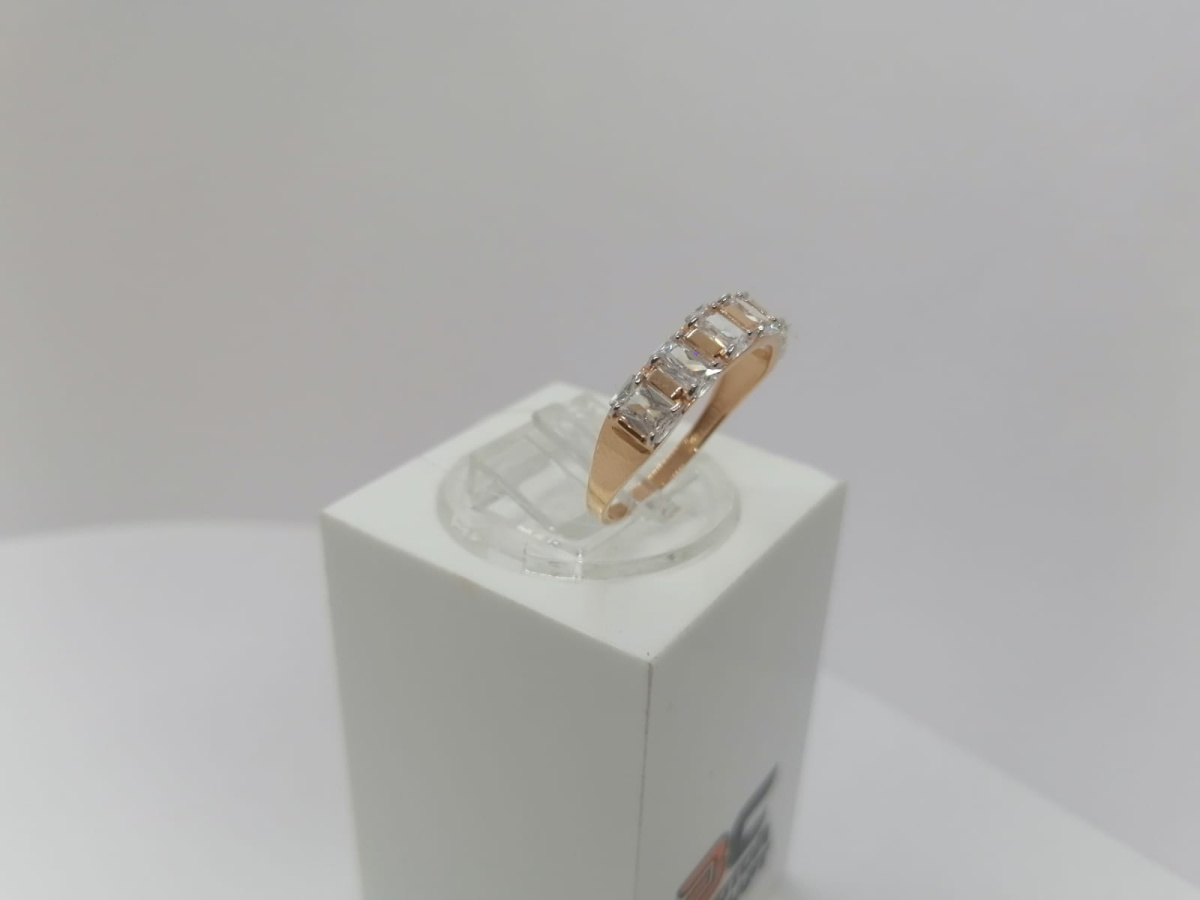 КОЛЬЦО С КАМНЯМИ (Au 585)