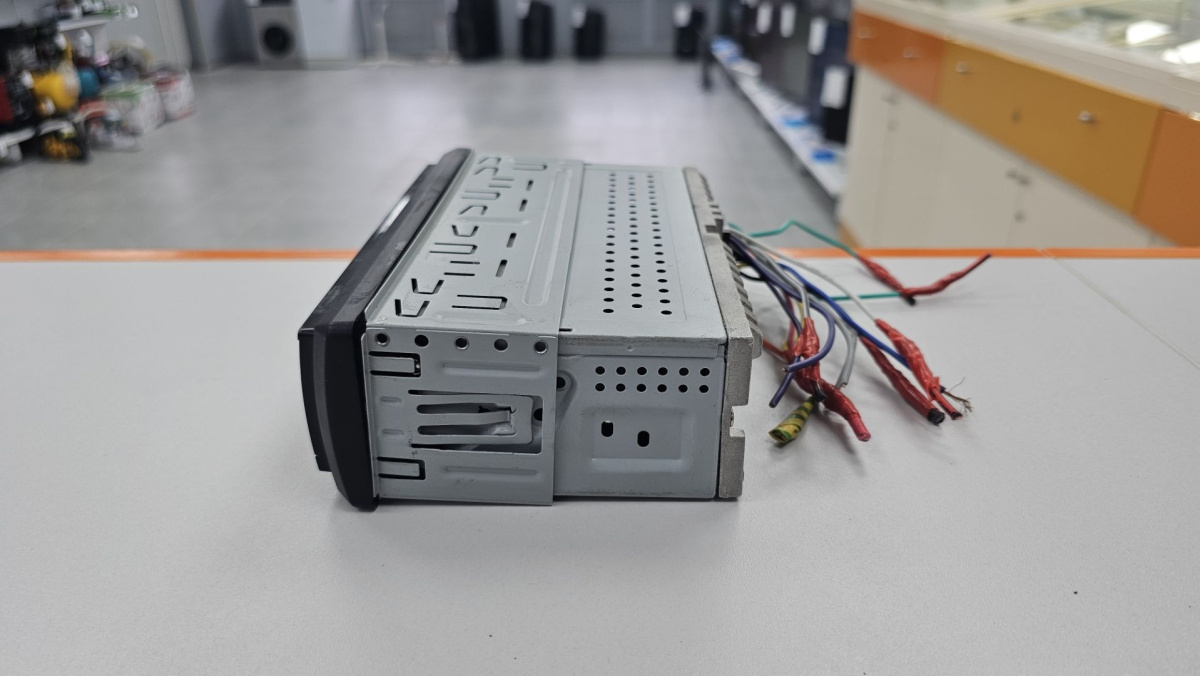Автомагнитола Prology CMD-300