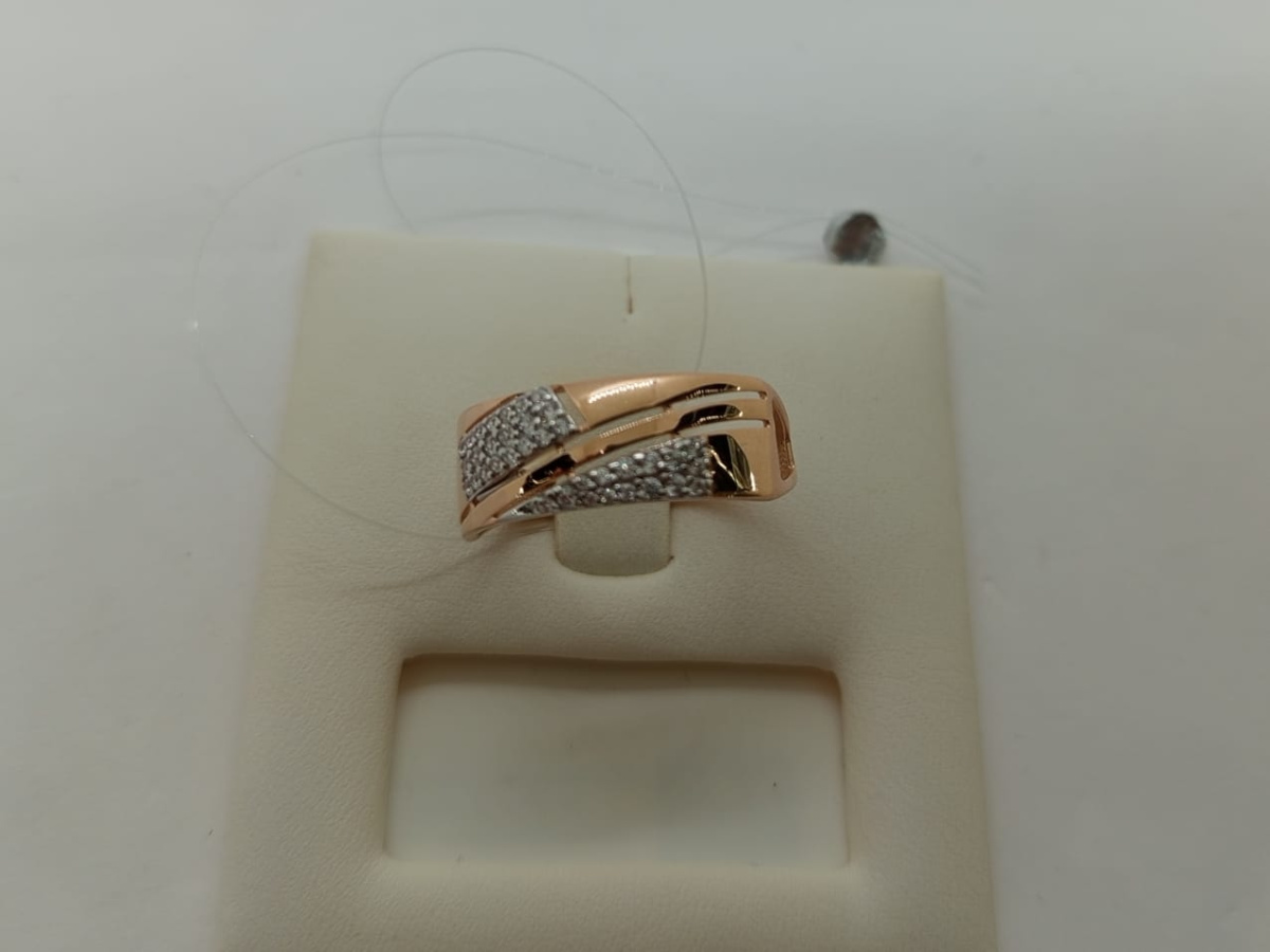 КОЛЬЦО С КАМНЯМИ (Au 585)