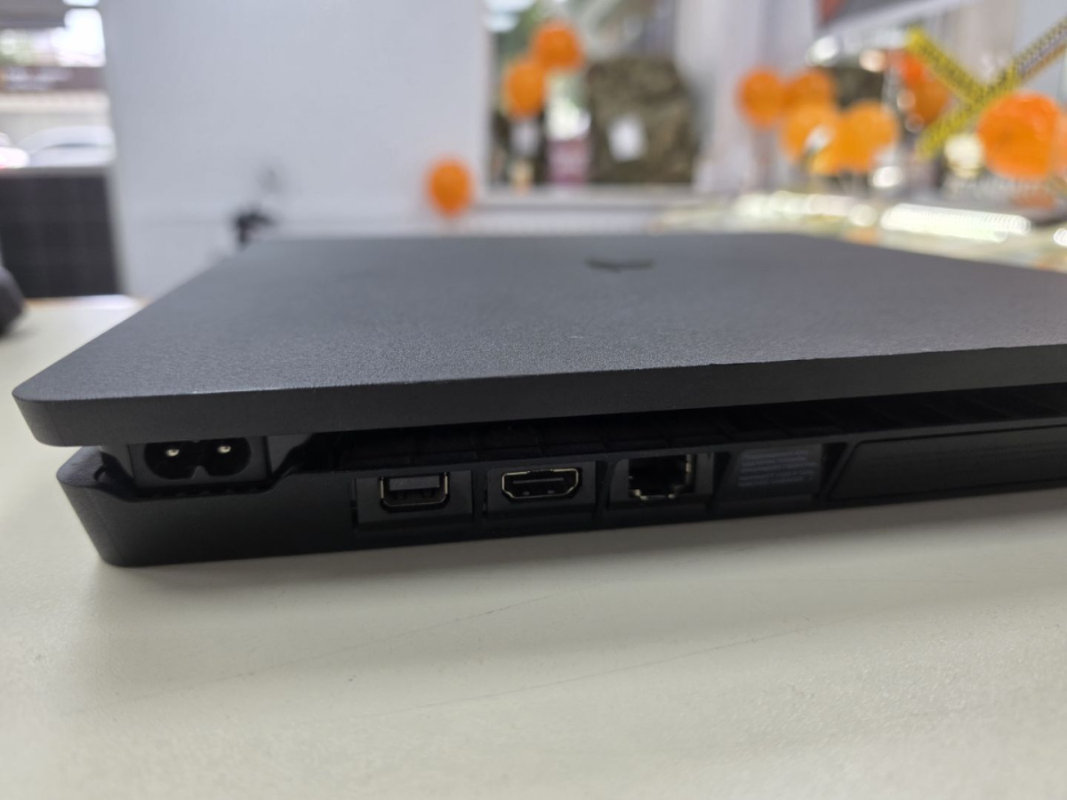 Игровая приставка PlayStation 4 Slim 500GB