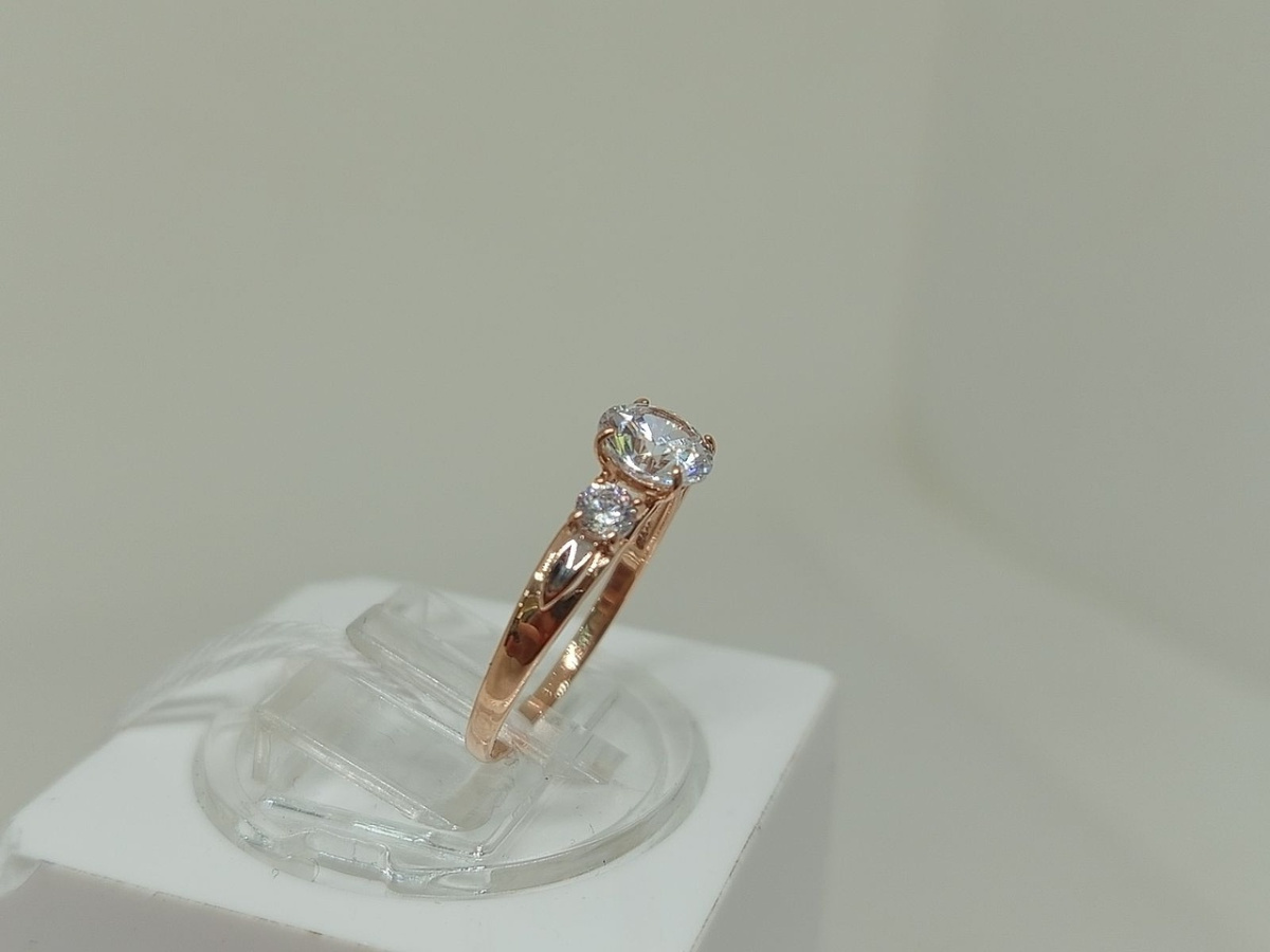 КОЛЬЦО С КАМНЯМИ (Au 585)