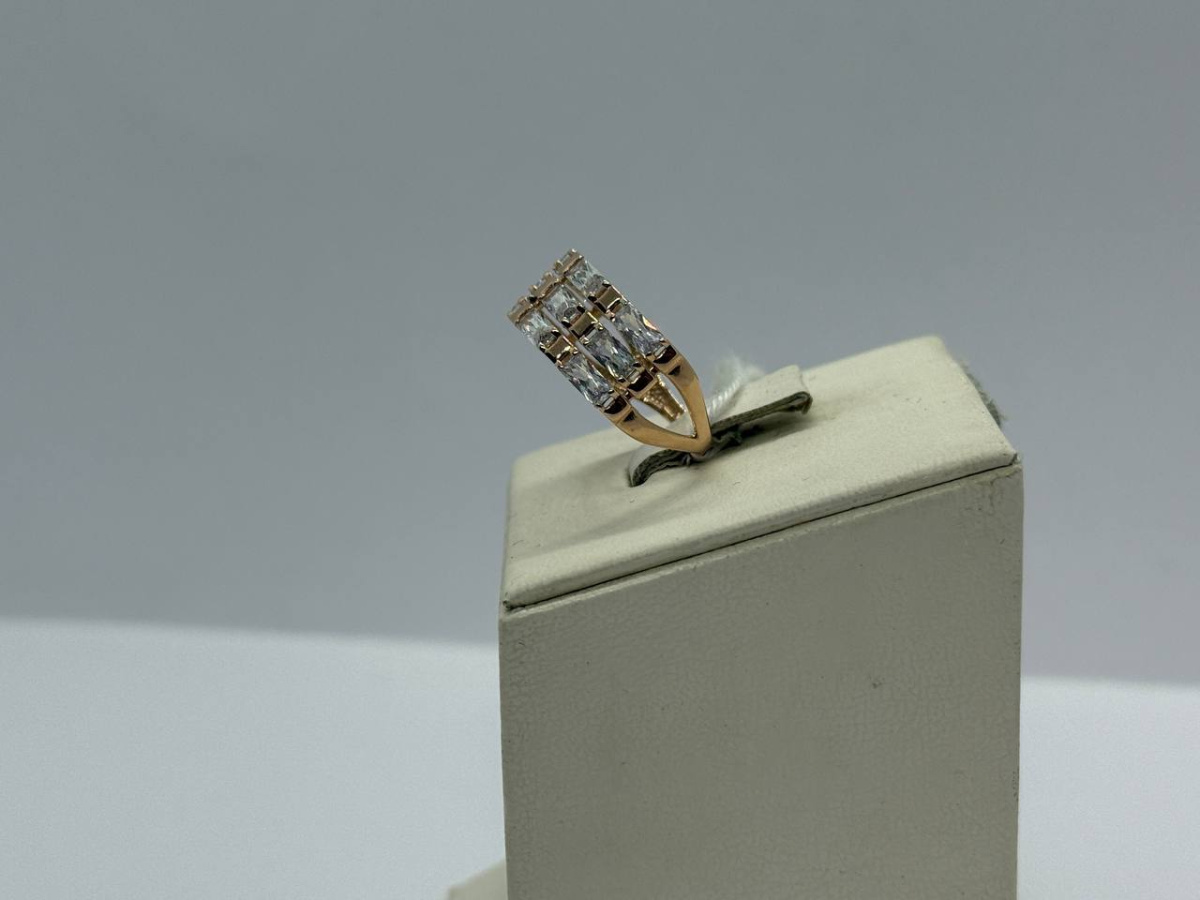 КОЛКМИ585 КОЛЬЦО С КАМНЯМИ (Au 585)