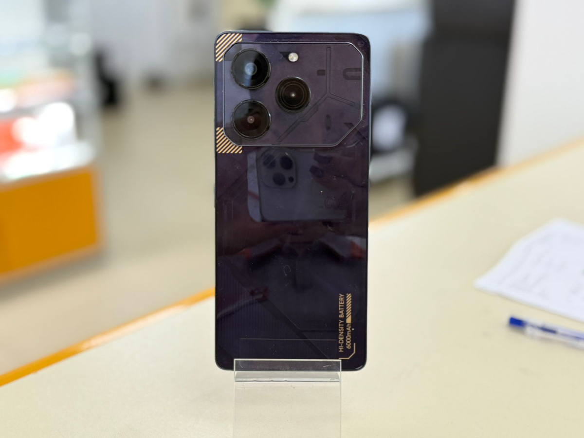 Смартфон Tecno Pova 6 Pro 12/256