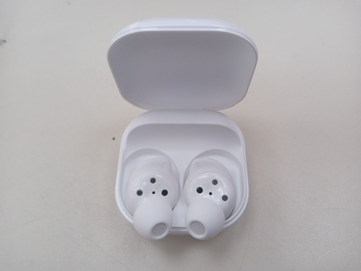 Наушники беспроводные Samsung BUDS RM-410