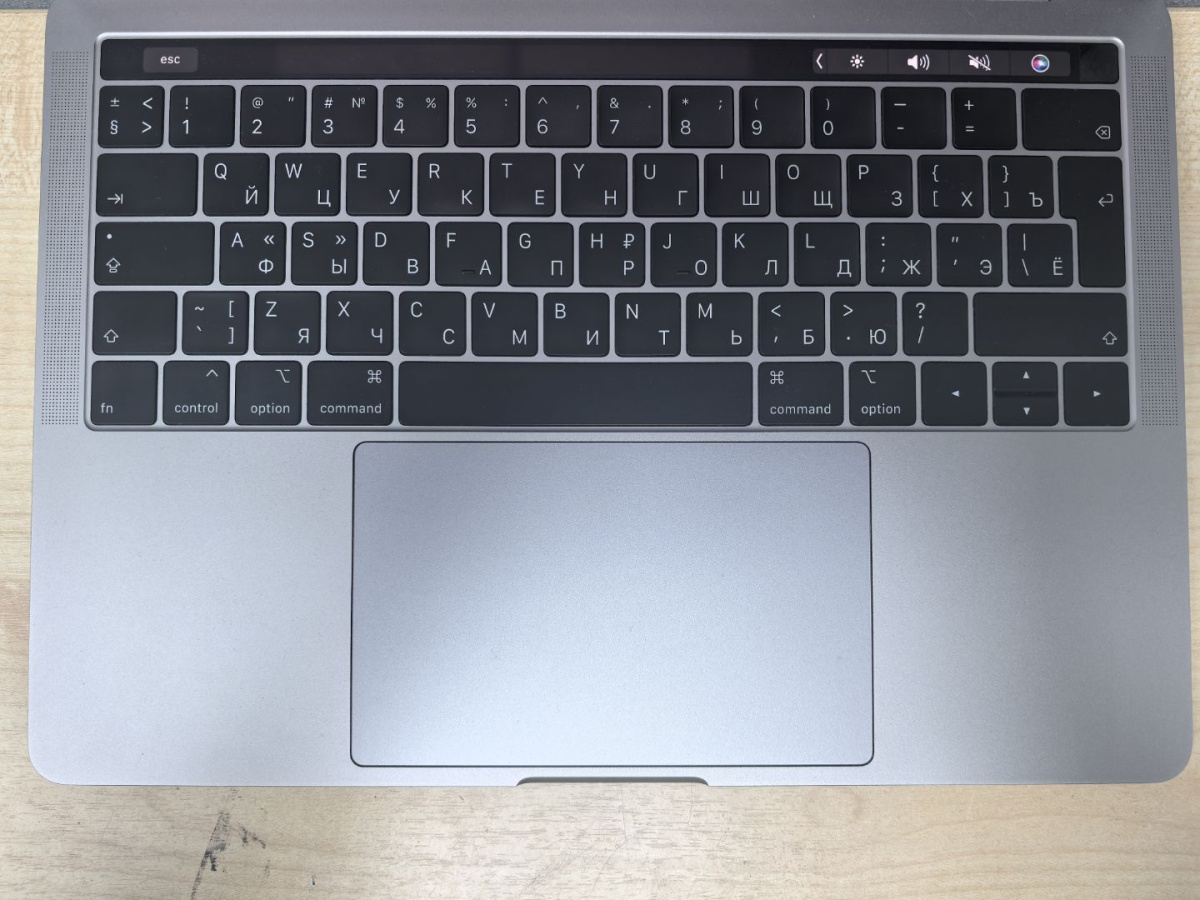 Ноутбук Apple MacBook Pro (13 дюймов,  два порта Thunderbolt 3) A2159 (2019)