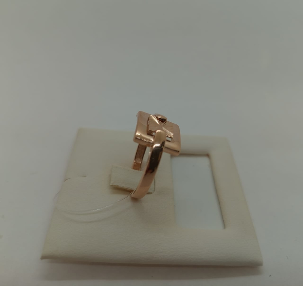 КОЛЬЦО БЕЗ КАМНЯ (Au 585)