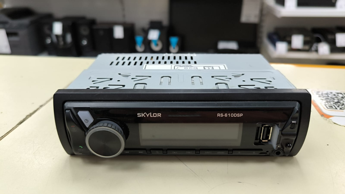 Автомагнитола Skylor RS 610DSP