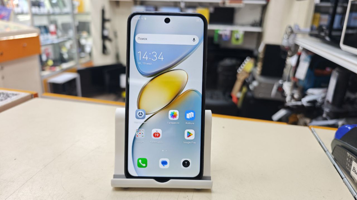 Смартфон Tecno Spark Go1 4/64