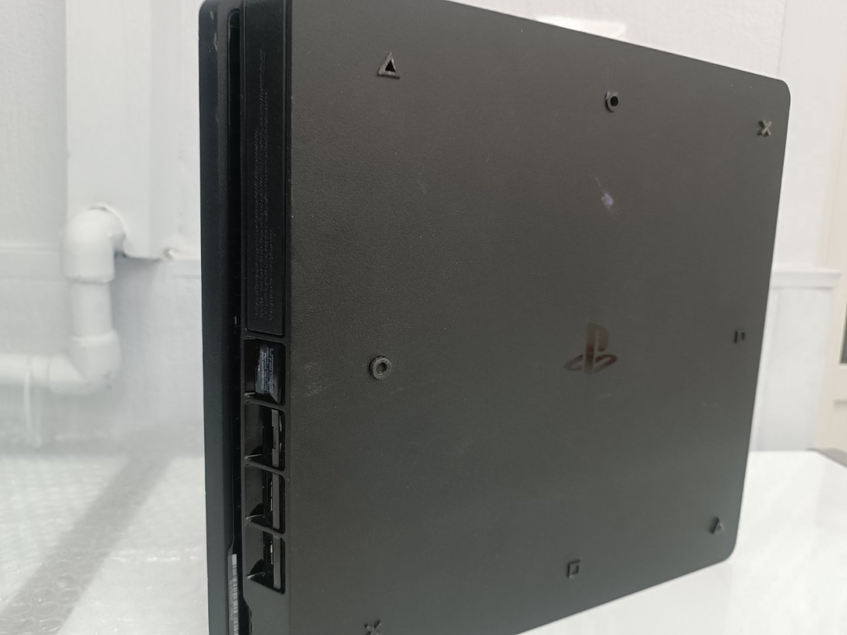 Игровая приставка PlayStation 4 Slim 1Tb