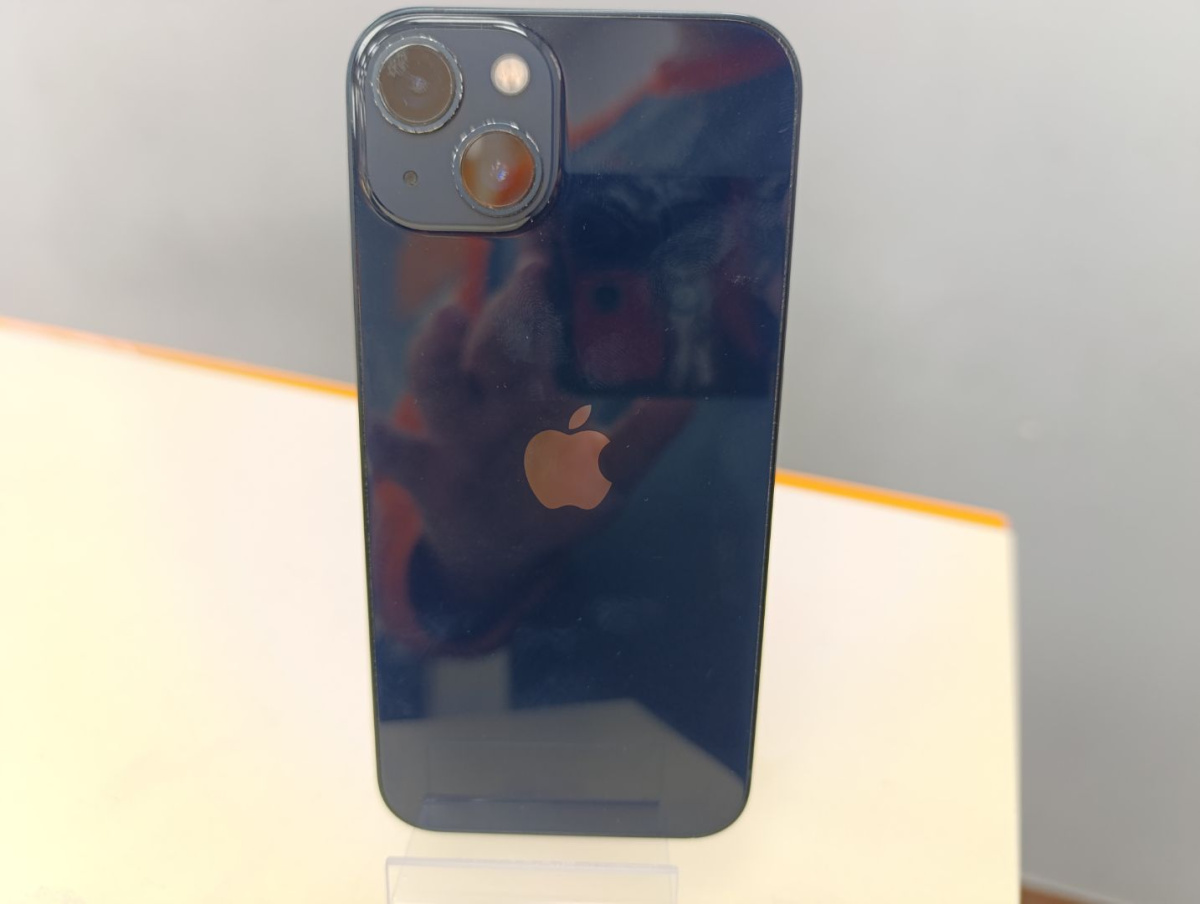 Смартфон Apple iPhone 13 128Gb
