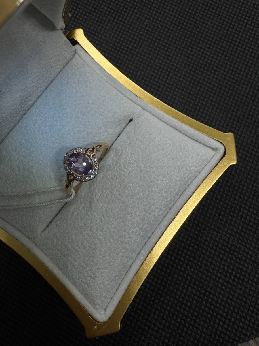 КОЛЬЦО С КАМНЯМИ (Au 585)