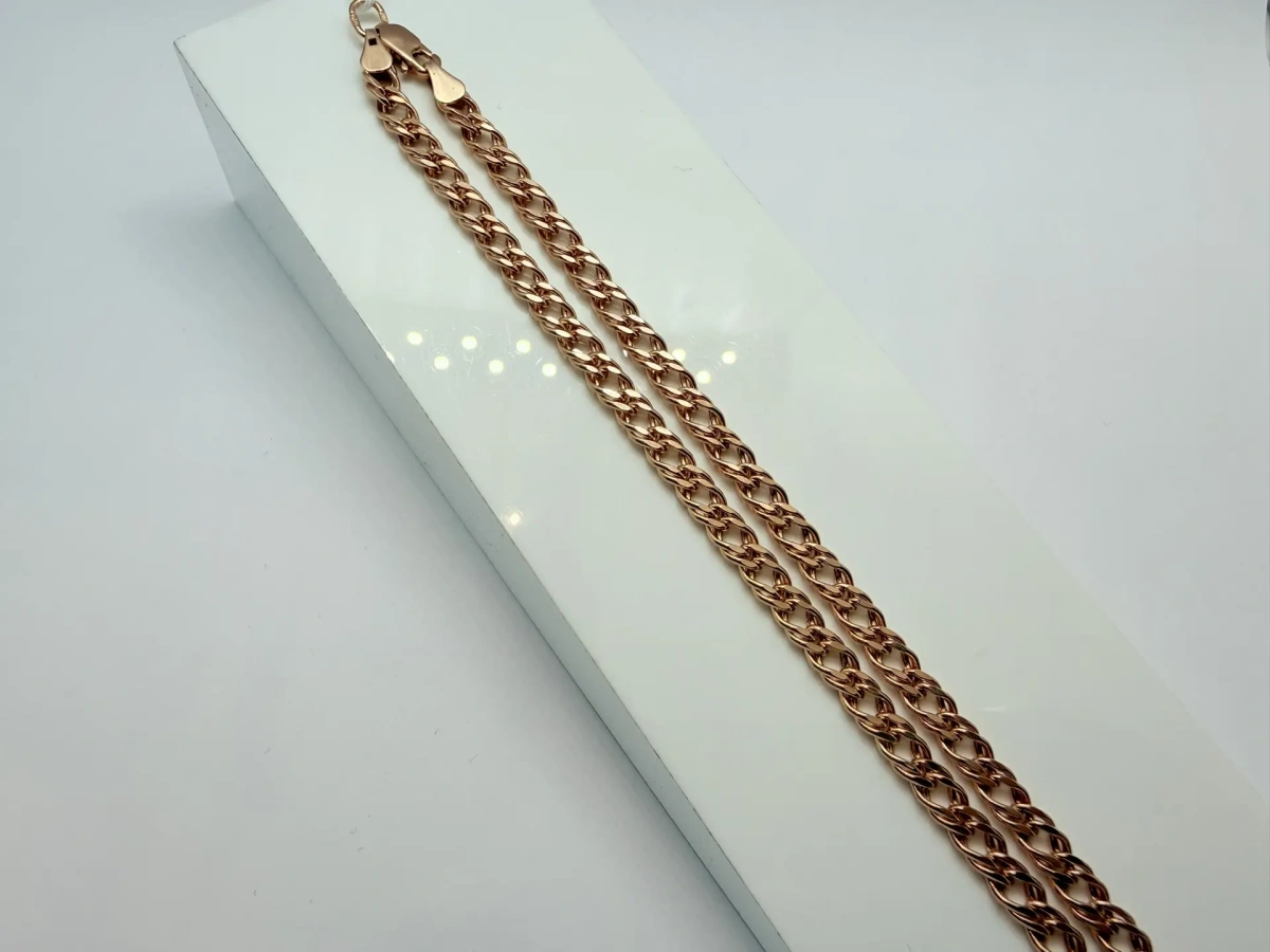 ЦЕПЬ ПУСТОТЕЛАЯ Ромб двойной (Au 585)