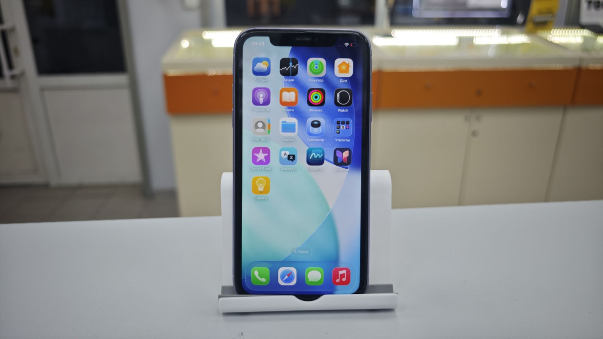 Смартфон Apple iPhone 11 64Gb