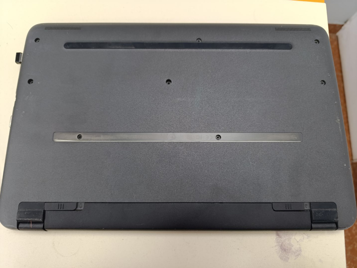 Ноутбук HP; A6-6310, Radeon R4 series, 8 Гб, Нет, 1 Tb