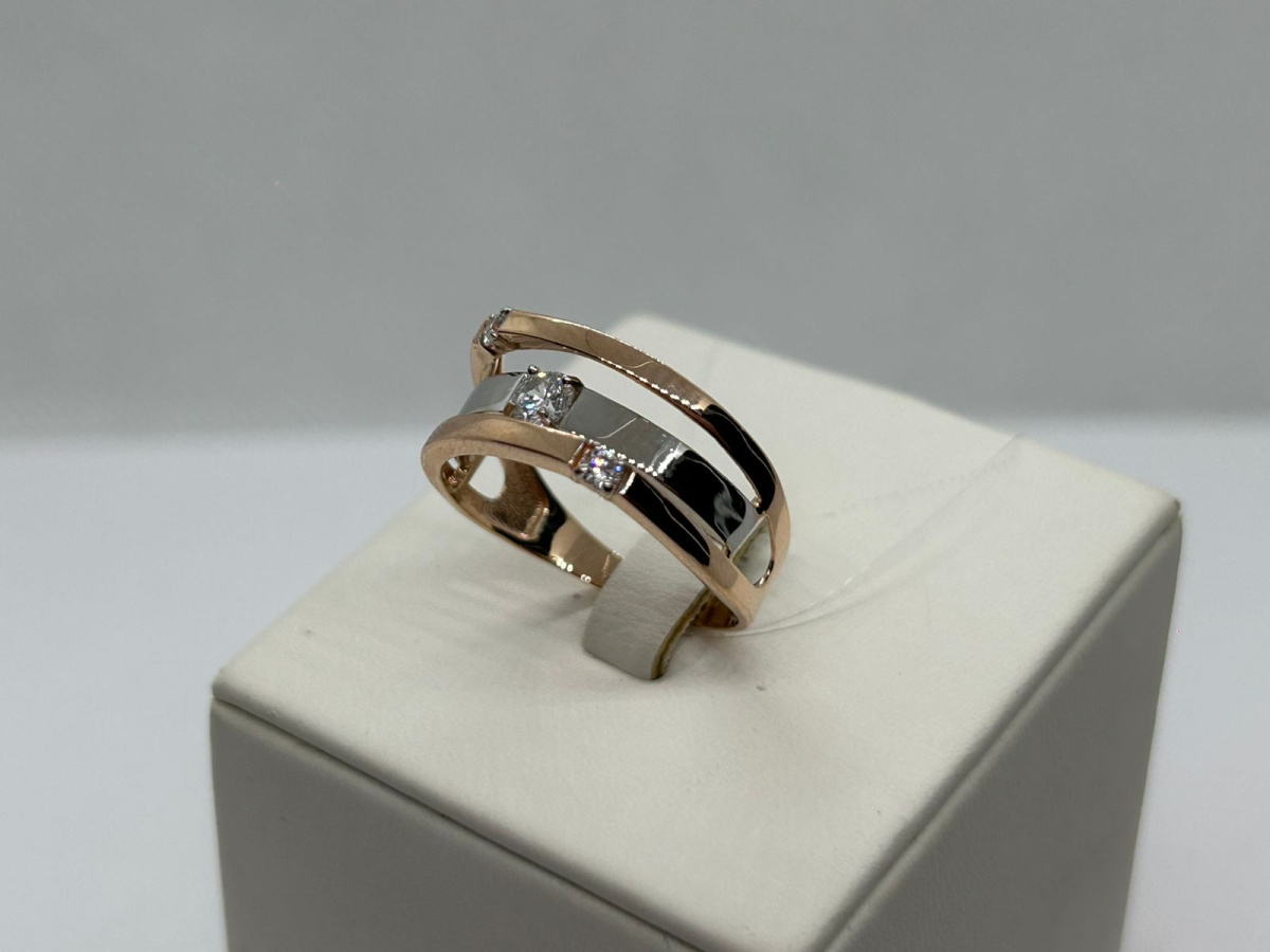 КОЛЬЦО С КАМНЯМИ (Au 585)