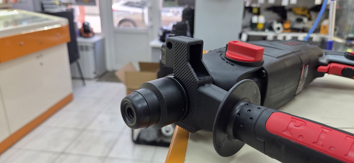 Перфоратор P.I.T. PBH24-C