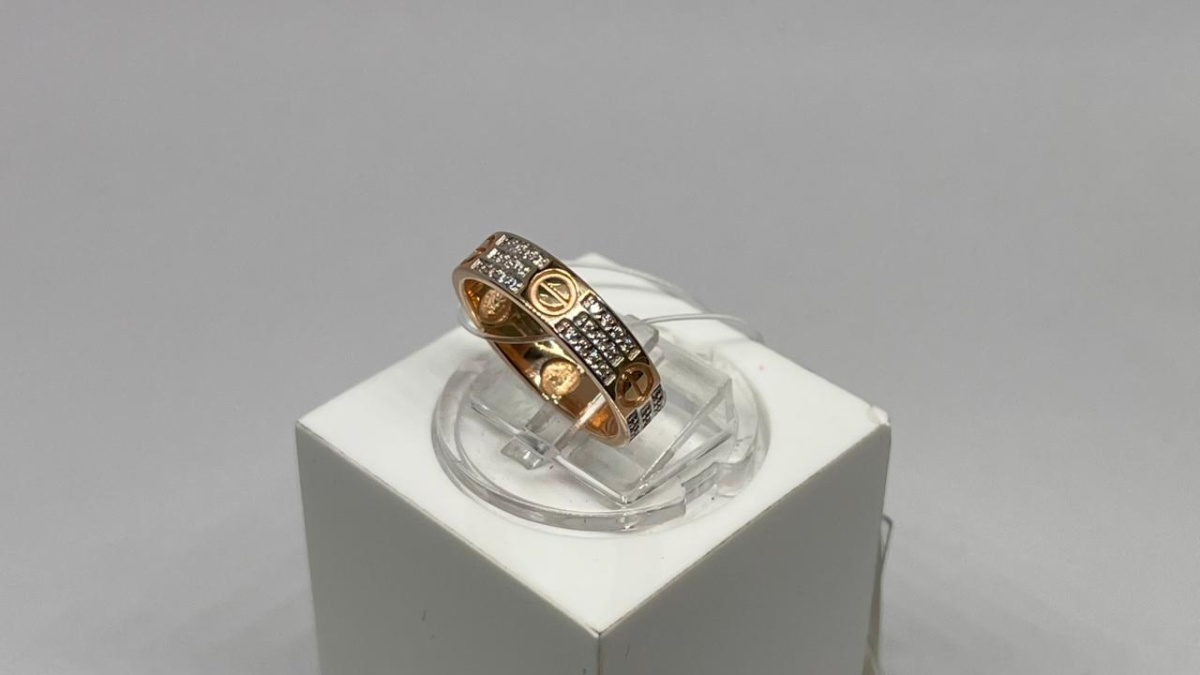 КОЛЬЦО С КАМНЯМИ (Au 585)