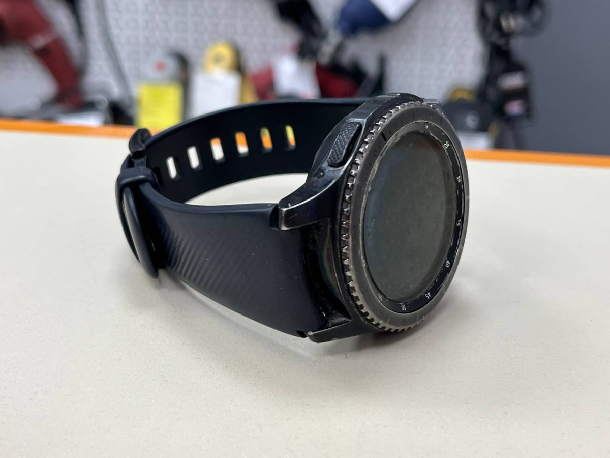 Смарт-часы Samsung Gear S3 Frointer