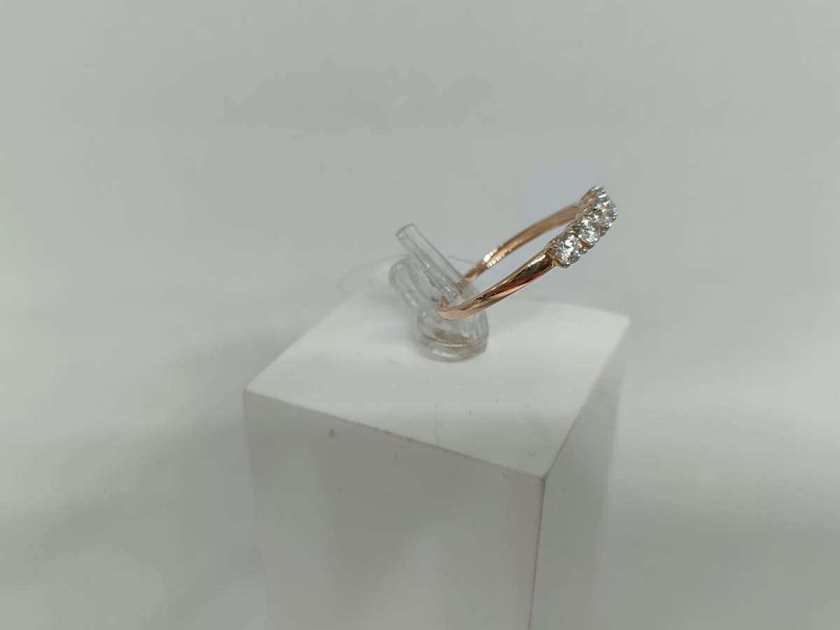 КОЛЬЦО С КАМНЯМИ (Au 585)