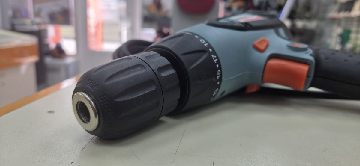 Шуруповерт Электроприбор ДШ-700ДМ