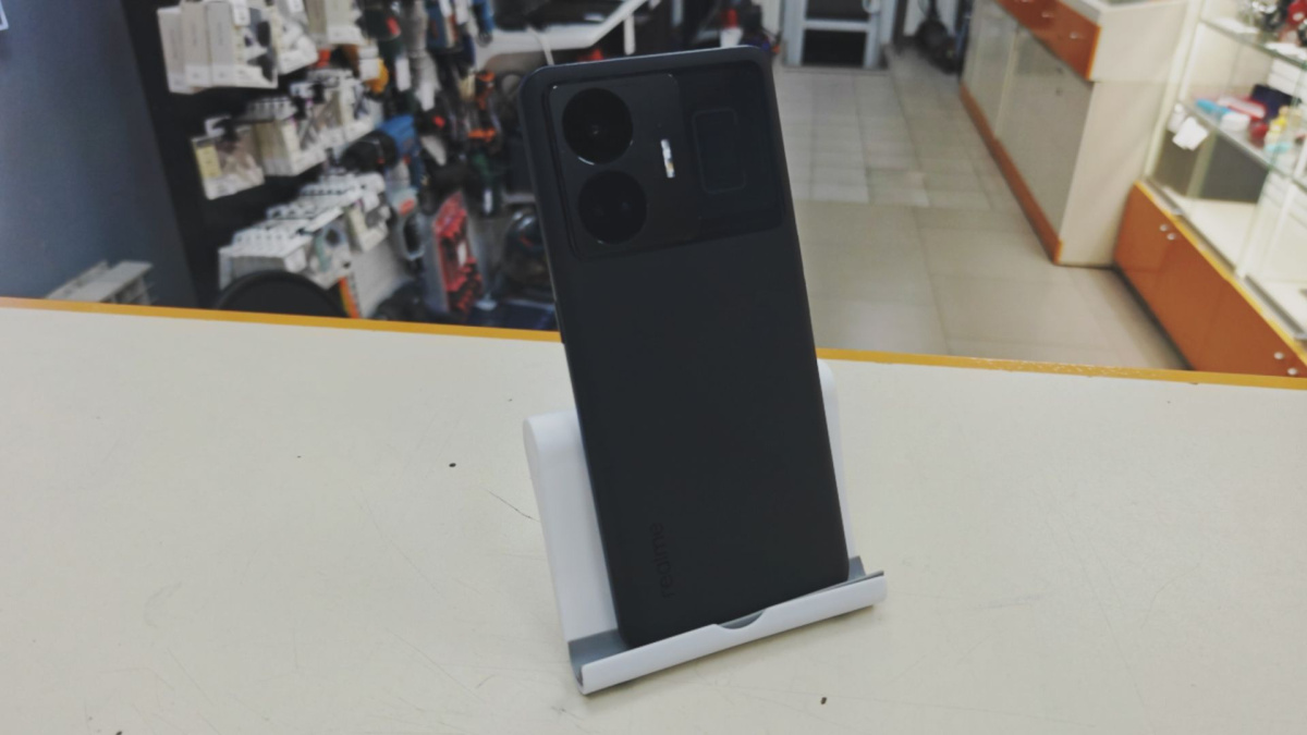 Смартфон Realme GT3 12/256
