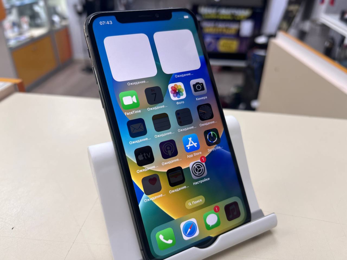 Смартфон Apple iPhone X 256Gb