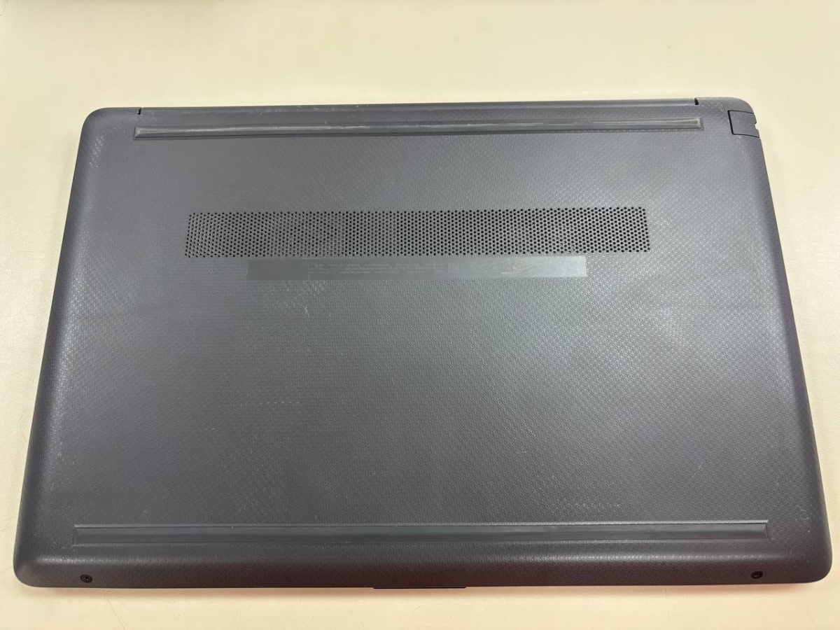 Ноутбук HP; Ryzen 5-5500U, AMD Radeon (TM) Graphics, 8 Гб, 256 Гб, Нет