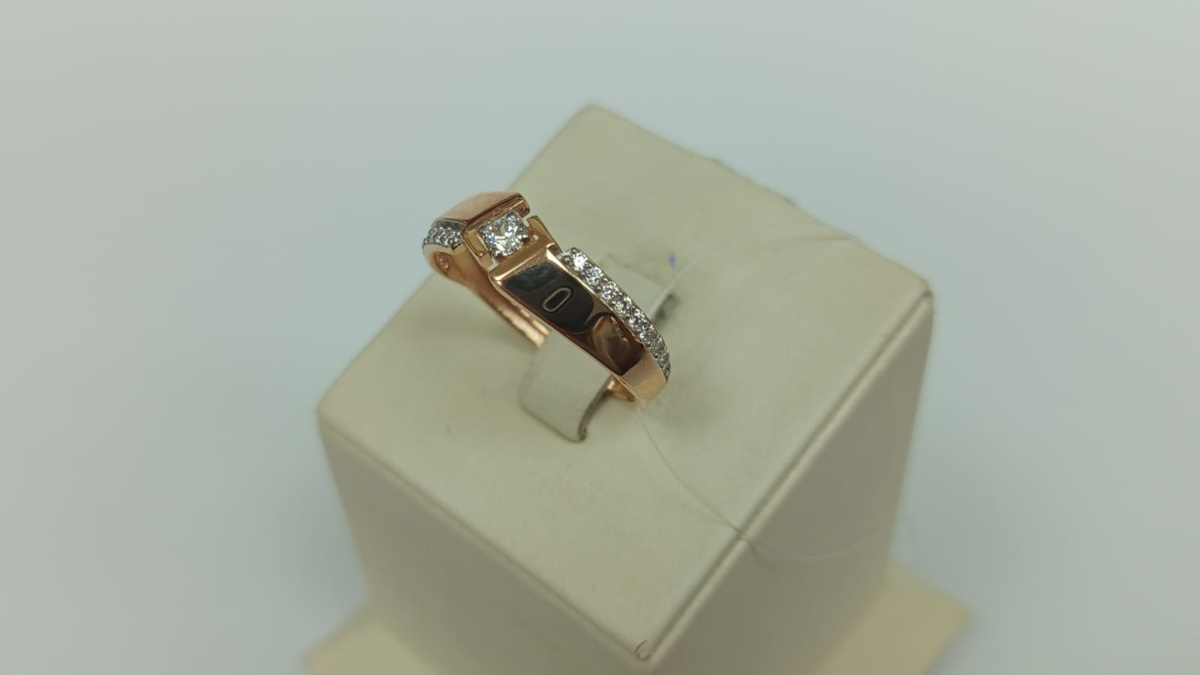 КОЛЬЦО С КАМНЯМИ (Au 585)