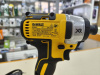 Шуруповерт Dewalt DCF887