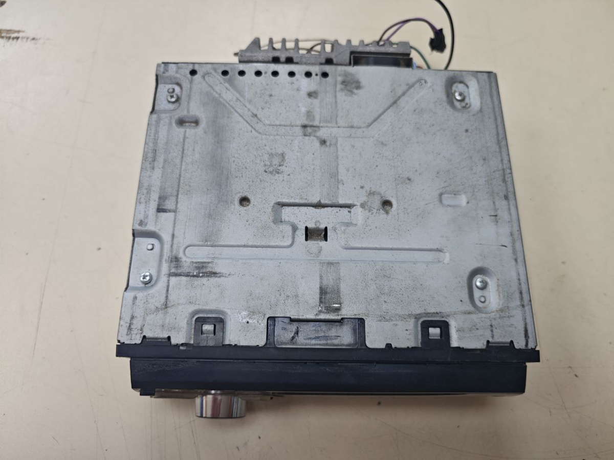 Автомагнитола Pioneer MVH-150UB