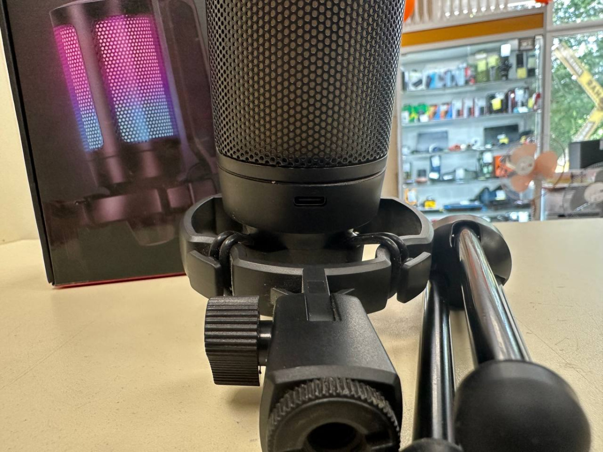 Микрофон Fifine AmpliGame A6V