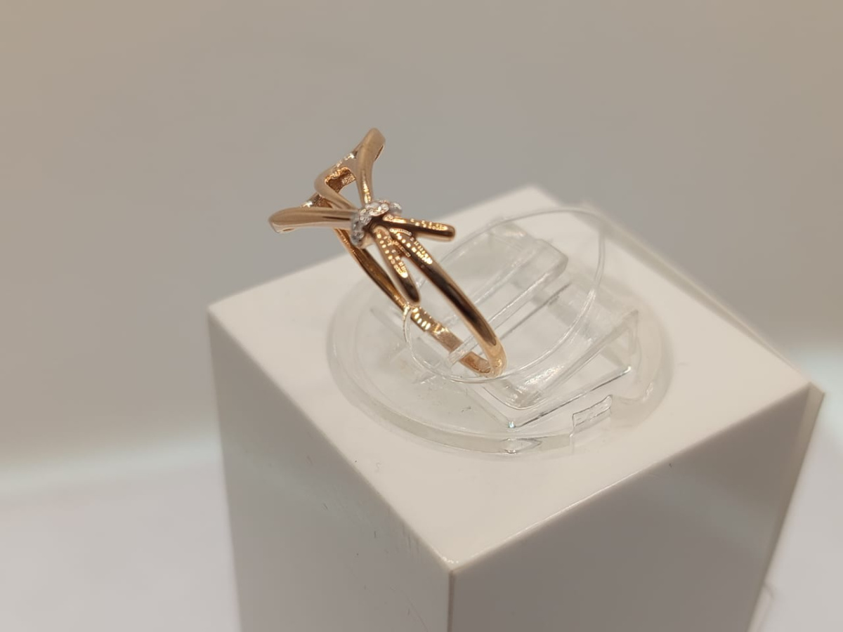 КОЛЬЦО С КАМНЯМИ (Au 585)